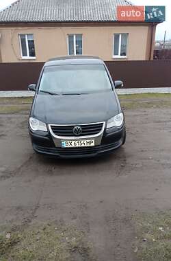 Мінівен Volkswagen Touran 2009 в Шепетівці