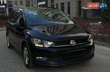 Микровэн Volkswagen Touran 2016 в 