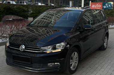 Микровэн Volkswagen Touran 2016 в 