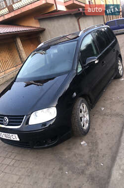 Мінівен Volkswagen Touran 2006 в Міжгір'ї