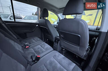 Минивэн Volkswagen Touran 2012 в Стрые