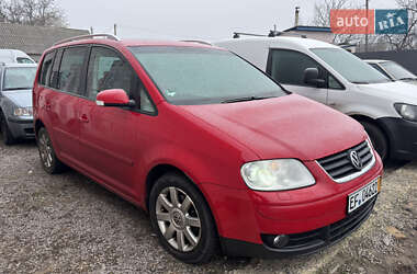 Минивэн Volkswagen Touran 2006 в Миргороде