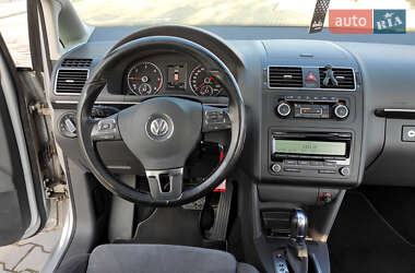 Минивэн Volkswagen Touran 2011 в Виннице