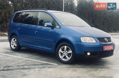 Мінівен Volkswagen Touran 2003 в Городку