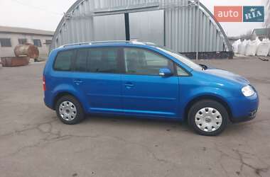 Минивэн Volkswagen Touran 2006 в Кагарлыке