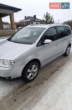 Мінівен Volkswagen Touran 2005 в Хмельницькому