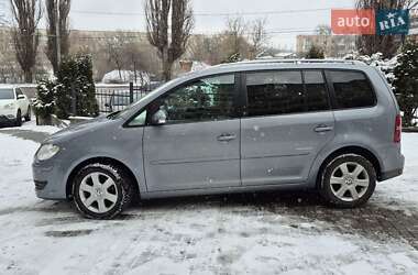 Минивэн Volkswagen Touran 2008 в Ровно