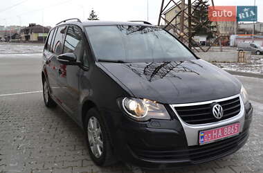 Мінівен Volkswagen Touran 2009 в Вінниці