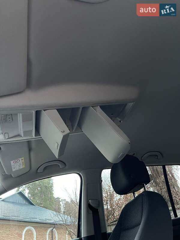 Минивэн Volkswagen Touran 2015 в Киеве