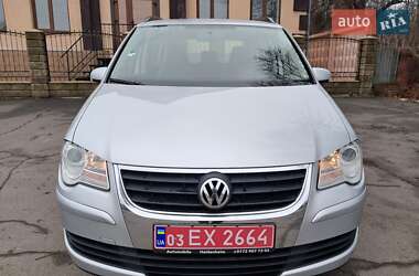 Минивэн Volkswagen Touran 2009 в Прилуках