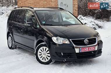 Минивэн Volkswagen Touran 2010 в Полтаве