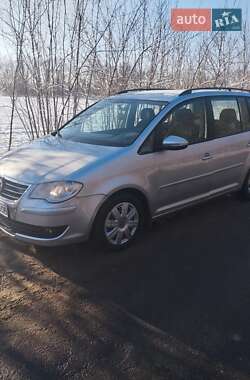 Минивэн Volkswagen Touran 2010 в 