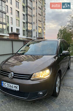 Минивэн Volkswagen Touran 2012 в Львове