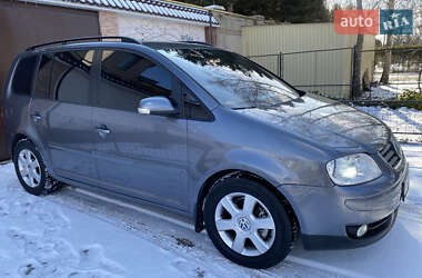 Мінівен Volkswagen Touran 2006 в Одесі