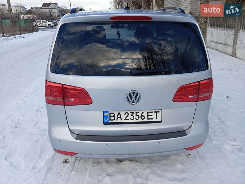 Минивэн Volkswagen Touran 2011 в Кременчуге фото 4 Минивэн Volkswagen Touran 2011 в Кременчуге