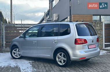 Минивэн Volkswagen Touran 2013 в Стрые