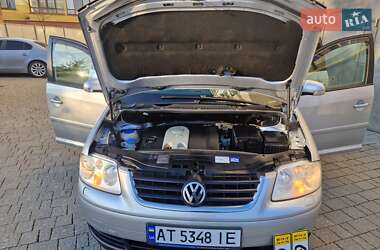 Минивэн Volkswagen Touran 2005 в Ивано-Франковске