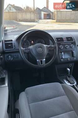 Минивэн Volkswagen Touran 2014 в Козове