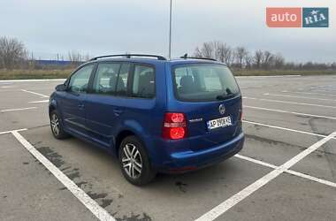 Мінівен Volkswagen Touran 2008 в Запоріжжі