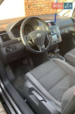 Минивэн Volkswagen Touran 2010 в 
