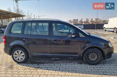 Мінівен Volkswagen Touran 2004 в Хмельницькому