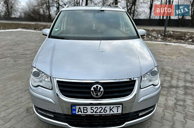 Мінівен Volkswagen Touran 2008 в Вінниці