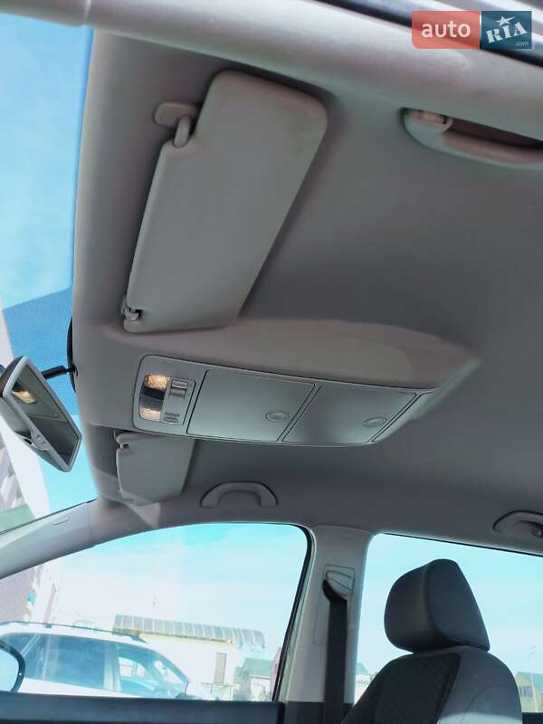 Минивэн Volkswagen Touran 2009 в Виннице