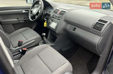 Минивэн Volkswagen Touran 2006 в 