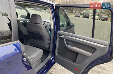 Минивэн Volkswagen Touran 2008 в 