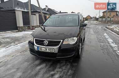 Мінівен Volkswagen Touran 2007 в Южноукраїнську