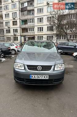 Мінівен Volkswagen Touran 2004 в Києві