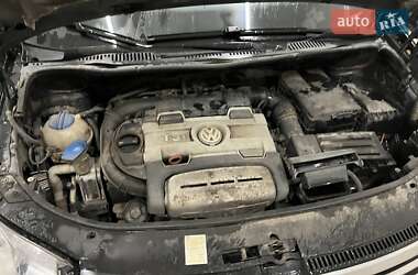 Минивэн Volkswagen Touran 2007 в 