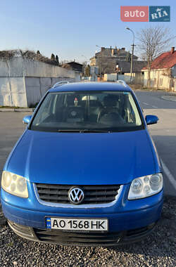 Минивэн Volkswagen Touran 2004 в Ужгороде