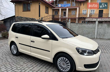 Минивэн Volkswagen Touran 2011 в 
