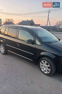 Мінівен Volkswagen Touran 2009 в Городку