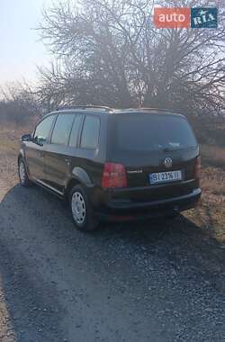 Минивэн Volkswagen Touran 2007 в Полтаве