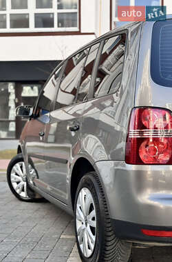 Мінівен Volkswagen Touran 2008 в Івано-Франківську