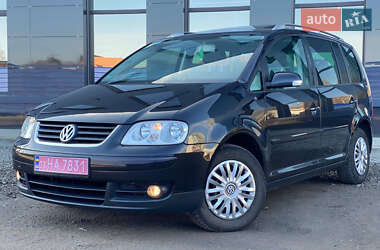 Минивэн Volkswagen Touran 2005 в Вознесенске