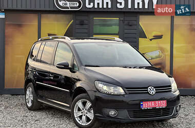 Мінівен Volkswagen Touran 2012 в Стрию