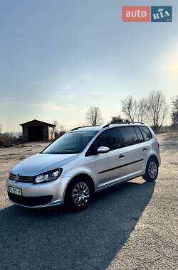 Мінівен Volkswagen Touran 2015 в Черкасах