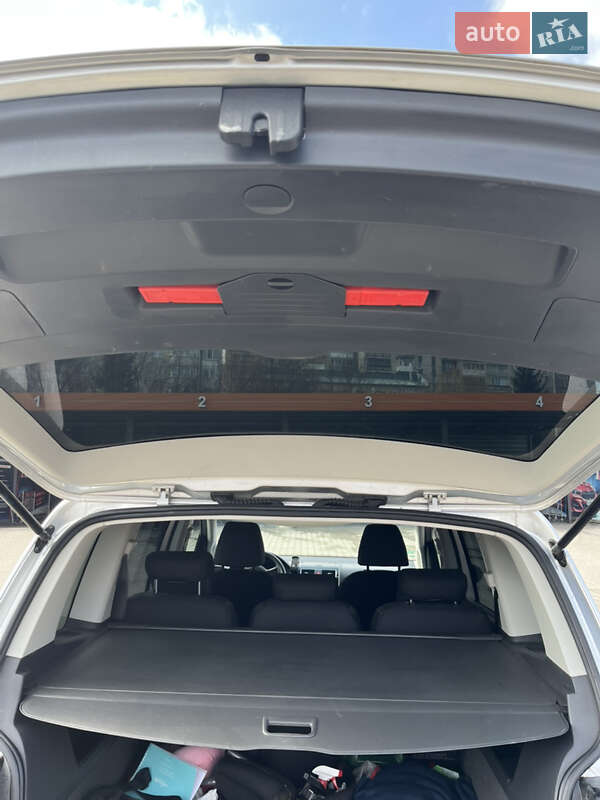 Минивэн Volkswagen Touran 2014 в Тернополе