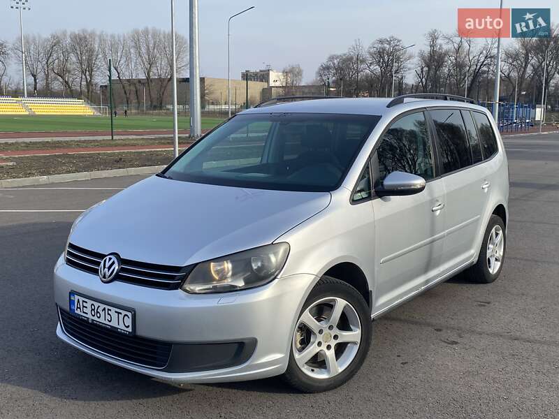 Минивэн Volkswagen Touran 2013 в Каменском