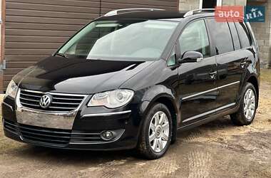 Мінівен Volkswagen Touran 2008 в Рівному