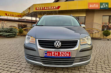 Мінівен Volkswagen Touran 2008 в 