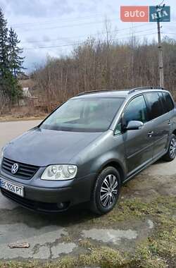 Минивэн Volkswagen Touran 2004 в 