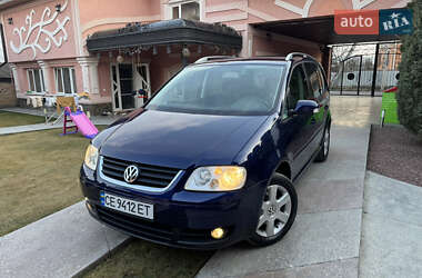 Минивэн Volkswagen Touran 2003 в Новоселице