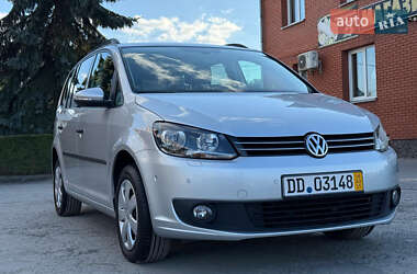 Минивэн Volkswagen Touran 2014 в 