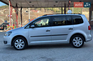 Минивэн Volkswagen Touran 2014 в 