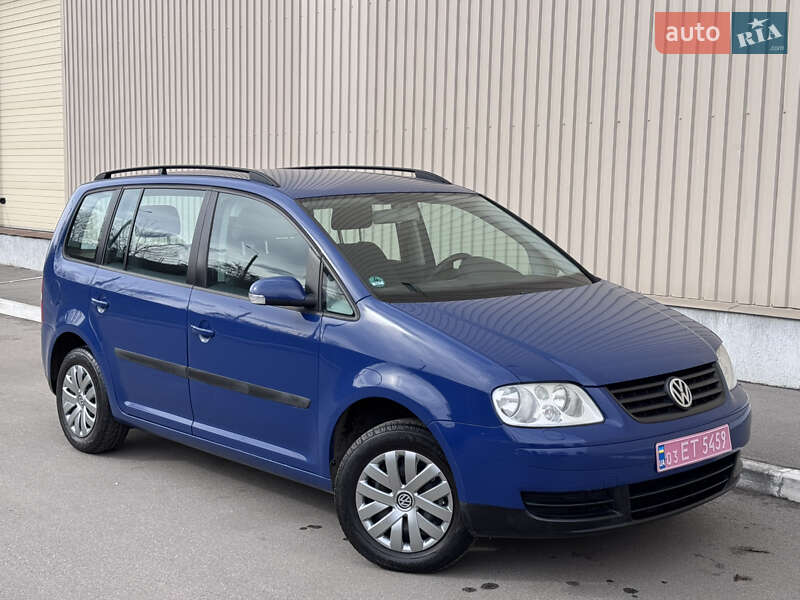 Минивэн Volkswagen Touran 2003 в 