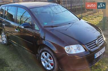 Минивэн Volkswagen Touran 2005 в 